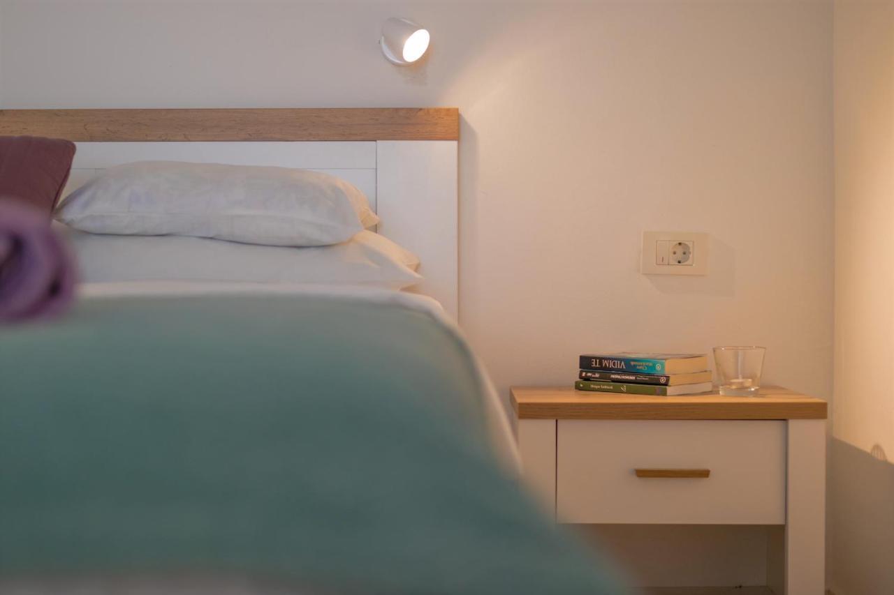 Apartmani Melita Malinska Exteriör bild