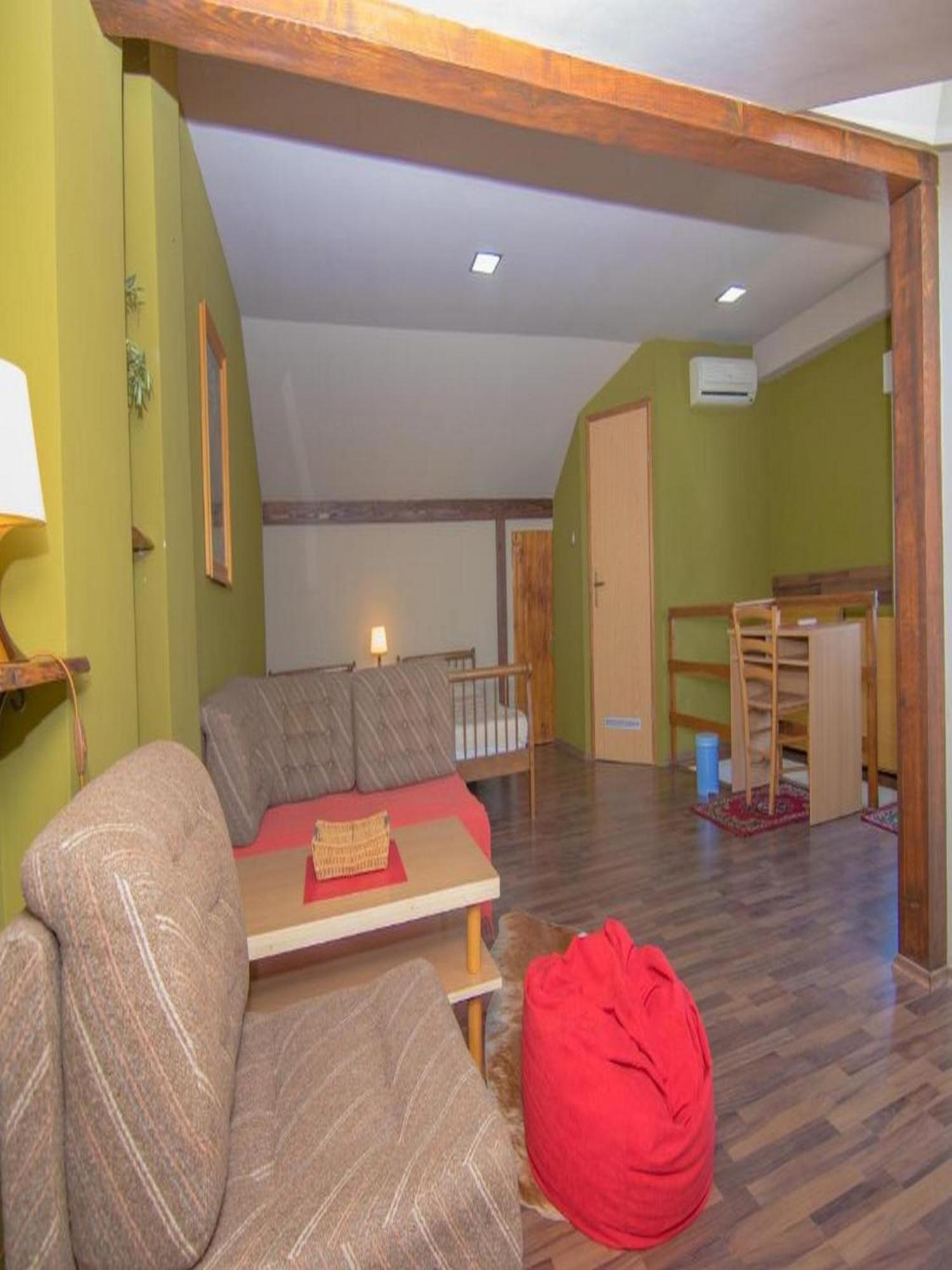 Apartmani Melita Malinska Rum bild